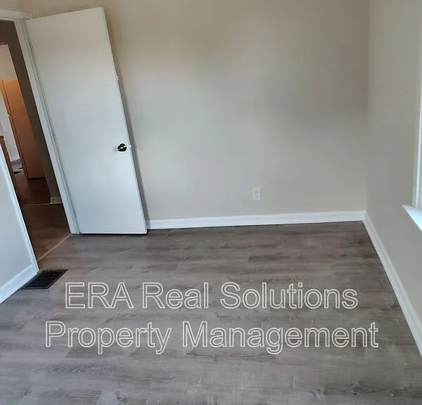 4245 Leeper St — Photo 13