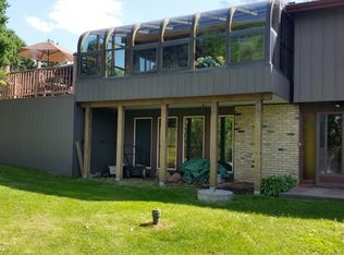 W13303 Lake Dr, Lodi, WI 53555