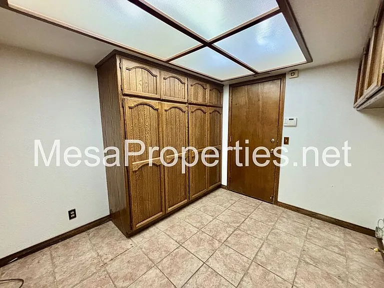 18642 Orange St — Photo 23