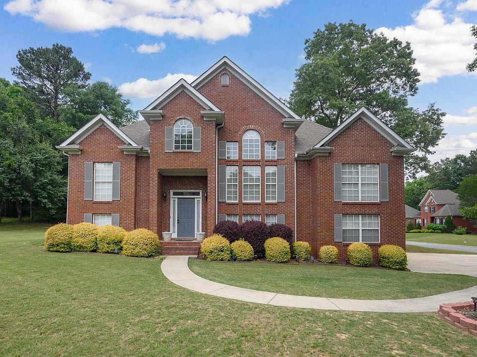 1st image of 209 Camellia Dr