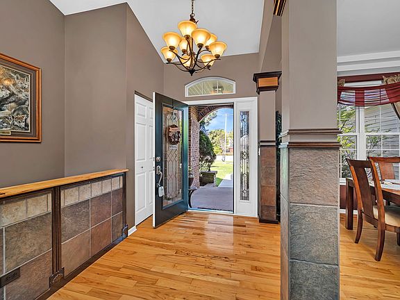 3rd image of 24405 Glenbrook Ct