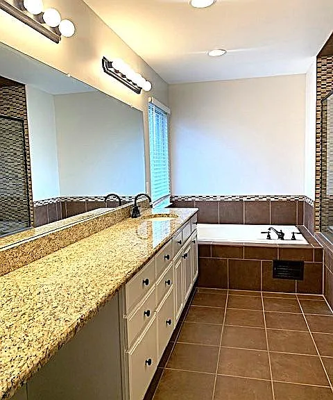 1890 Plumridge Ct — Photo 15