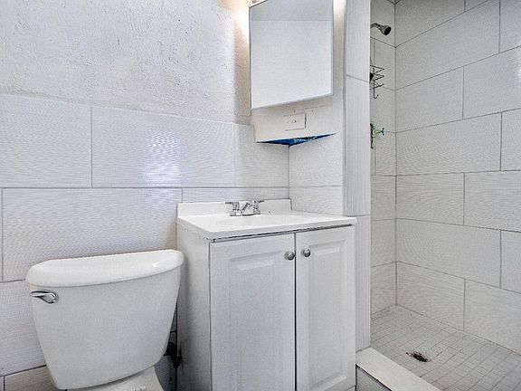 2nd image of 12101 Everglades St #17