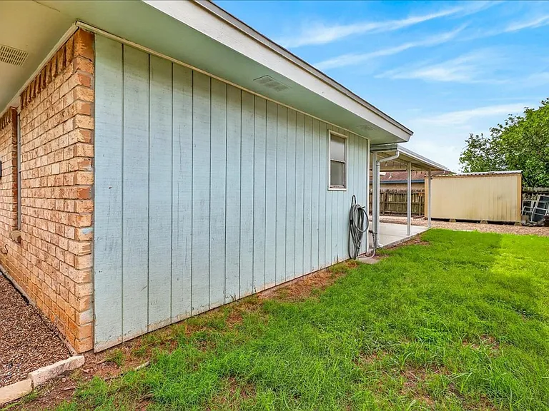 11613 Cripple Creek Dr — Photo 28