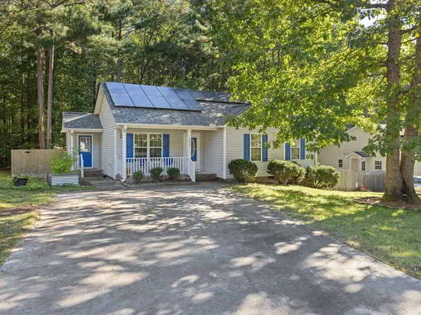 5852 Seward Dr, Knightdale, NC 27545
