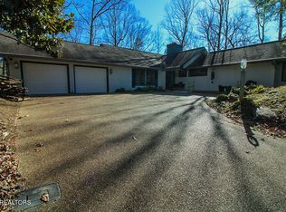 340 Robin Ln, Gatlinburg, TN 37738