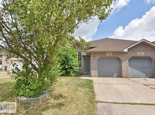 1144 Settlers St, Windsor, ON N9G 2W7