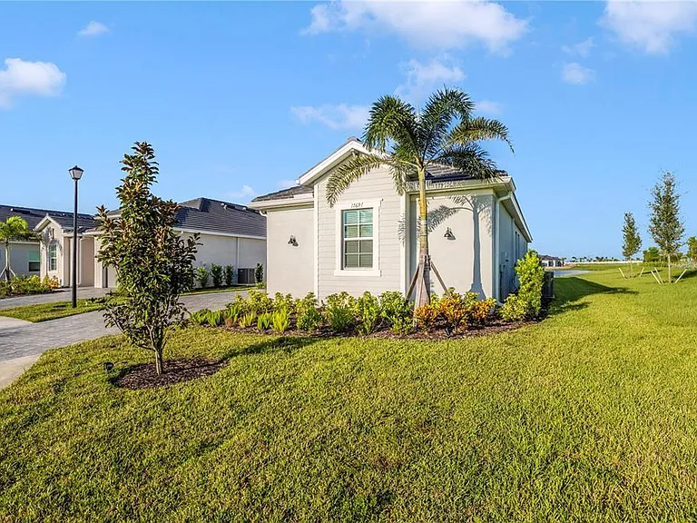 17697 Santorini Ct — Photo 56