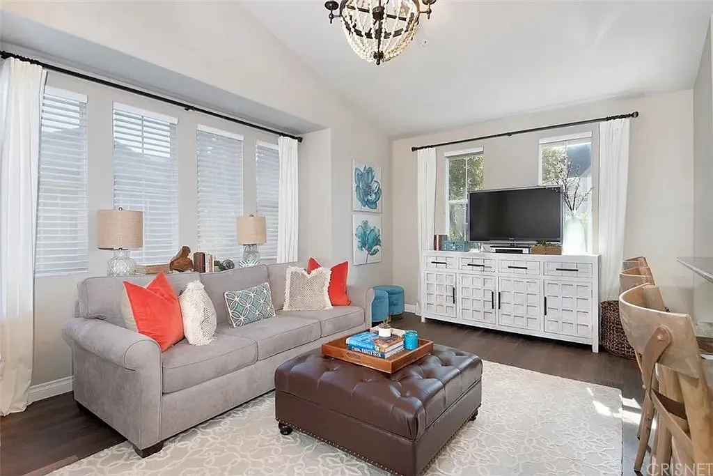 9 Rosemary Pl — Photo 1