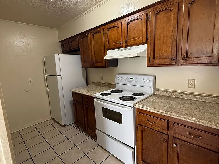 8724 Gsri Ave — Photo 5