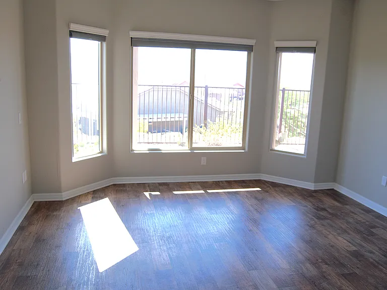 579 Bridle Path Cir — Photo 10