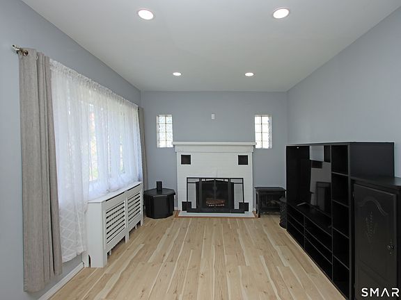 4th image of 251 Riverside Street