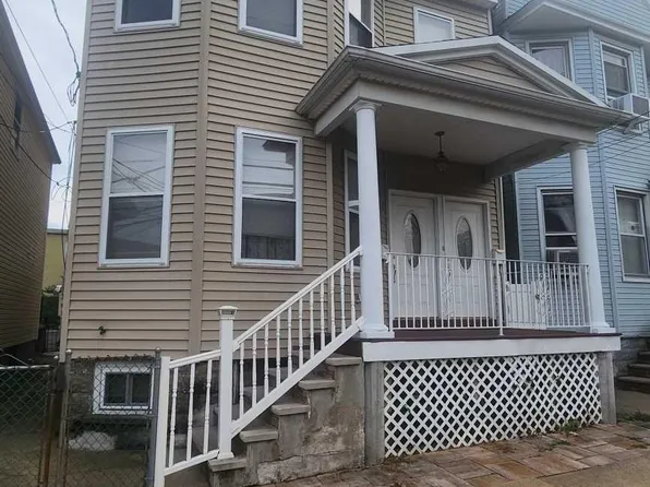 158 Tappan St, Kearny, NJ 07032
