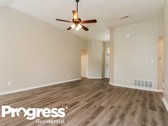 5th image of 2708 Sagehill Dr