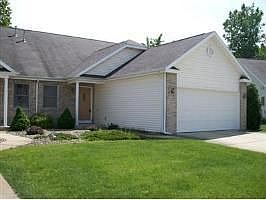 2nd image of 1320 Honeysuckle Ln