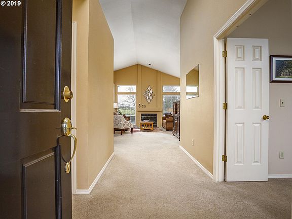 4th image of 32557 SW Juliette Dr