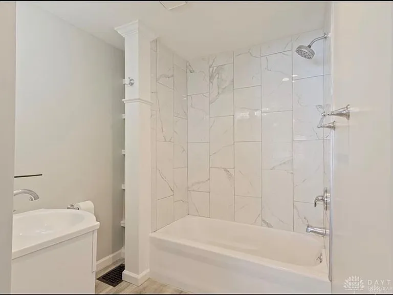 206 E Worley Ave — Photo 6