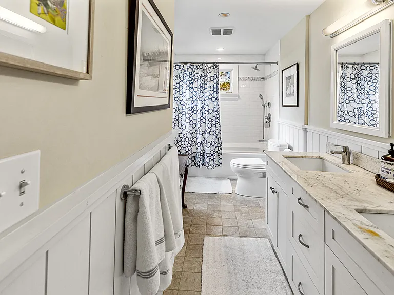 379 Ferry Rd — Photo 17