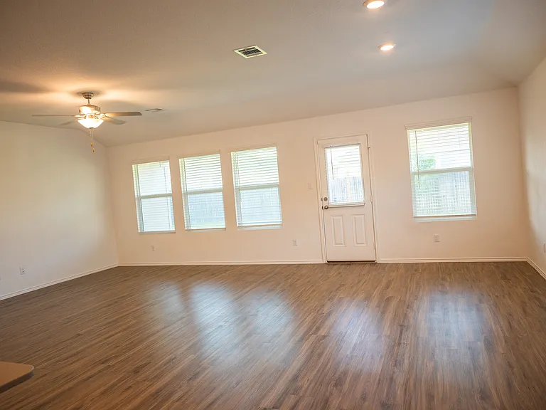 423 Bluejack Way — Photo 10
