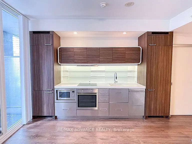 45 Charles St E #503 — Photo 3