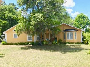 905 Franklin St, Darien, GA 31305