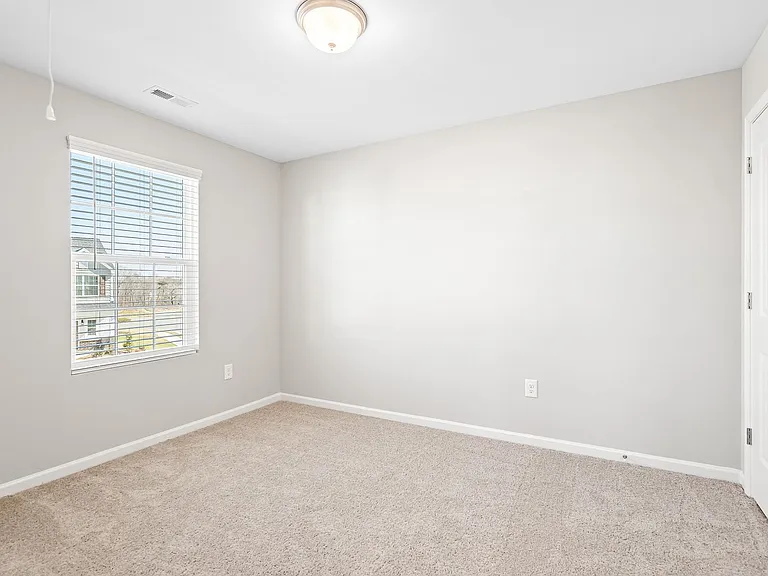 2275 Campbell Loop — Photo 24