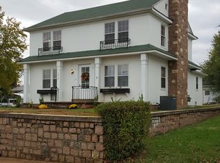 1010 E Chestnut St, Desloge, MO