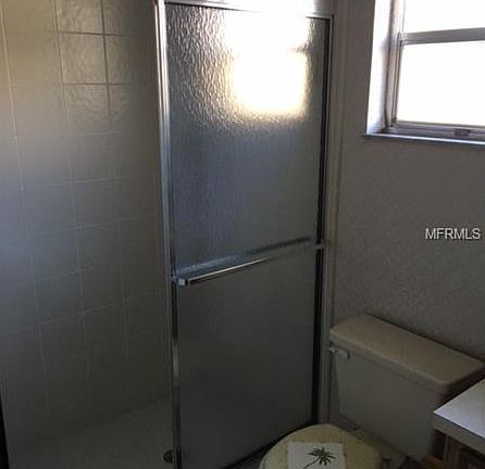5th image of 1426 Orchid Ln