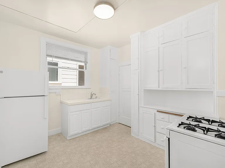 1464 Francisco St #188R — Photo 5