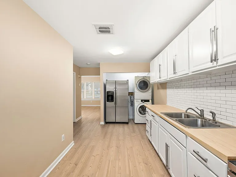 163 Spruance Rd — Photo 8