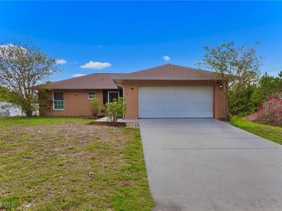 911 Medford Ave S, Lehigh Acres, FL, 33974