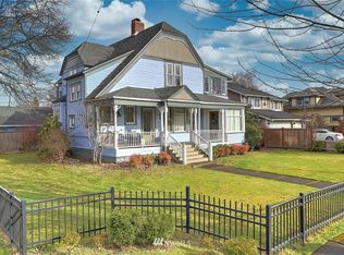 219 5th Ave NW, Puyallup, WA 98371