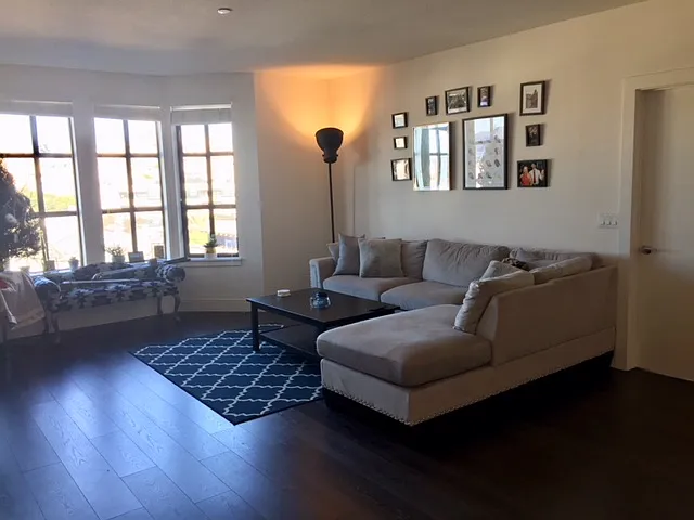Pacific Terrace — Photo 1