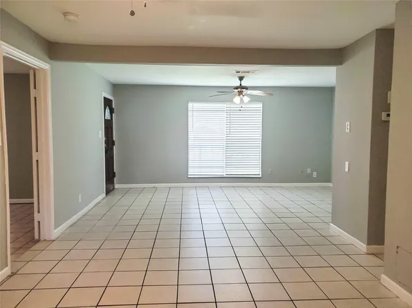 3020 Sagebrush Dr, Houston, TX 77093
