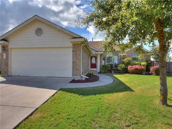 202 Stewart Dr, Hutto, TX 78634