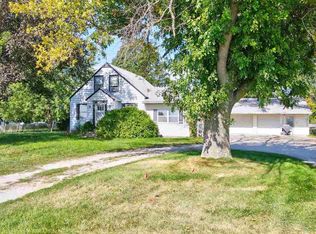 1564 Angle Rd SW, Kalona, IA 52247