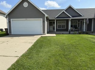 406 4th St NW, Altoona, IA 50009