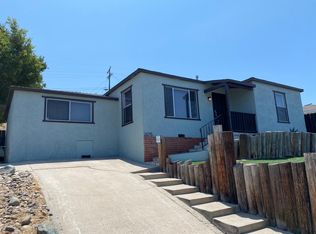 2075 Noble St, Lemon Grove, CA 91945