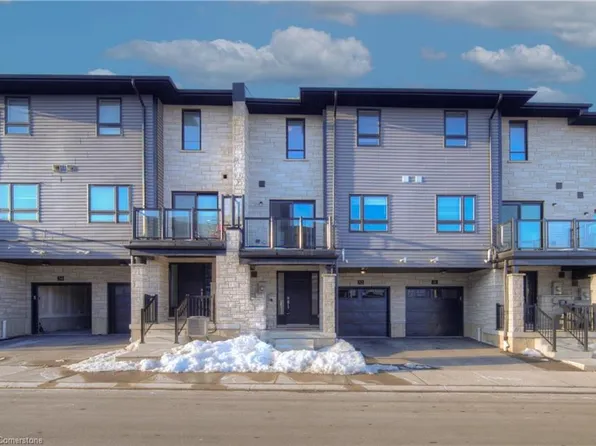 51 Sparrow Ave #32, Cambridge, ON N1T 0E5