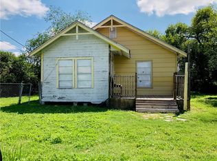 614 Victoria Ave, Taft, TX 78390