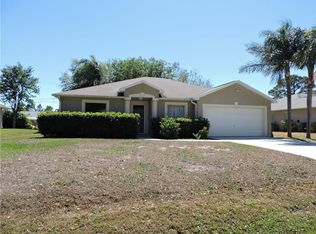 525 Acacia Ave, Sebastian, FL 32958