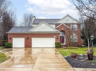 5206 Yorton Ln, Brunswick, OH 44212