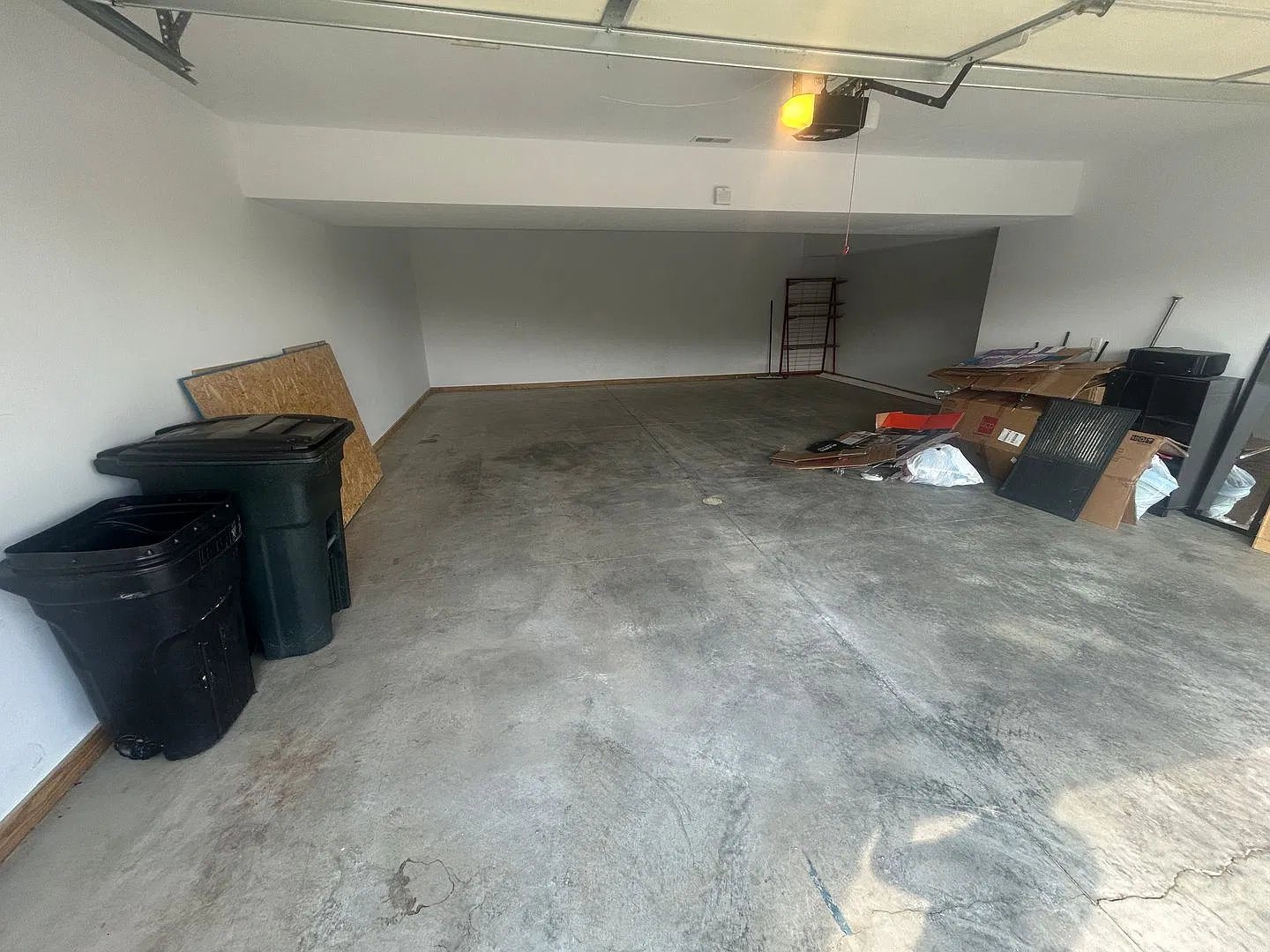 3 Bedroom, 3.5 Bathroom Townhome - Close to Med Center - Available 11/02/2026 — Photo 3