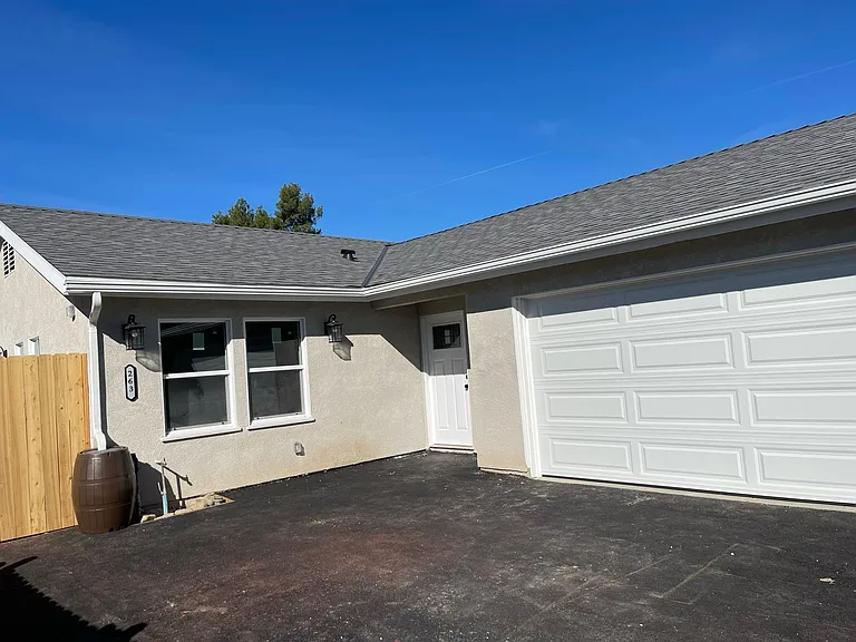 263 Olive St — Photo 25