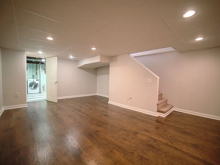 213 Heatherwood Rd — Photo 40