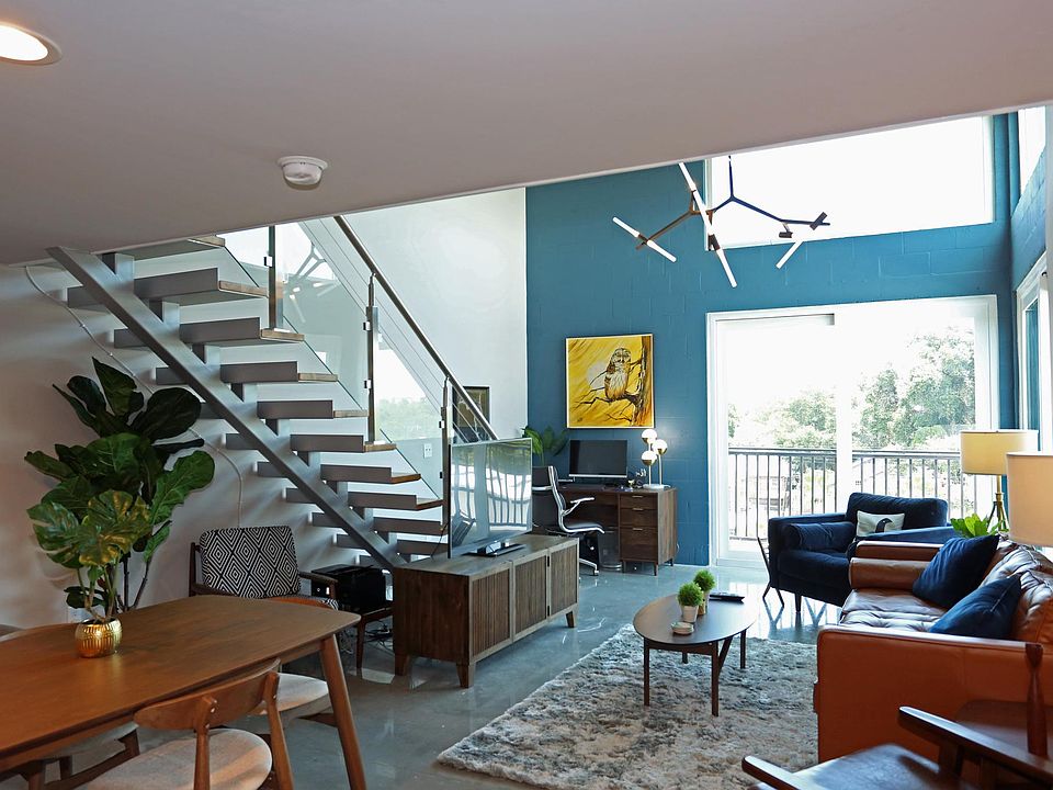1 bedroom loft