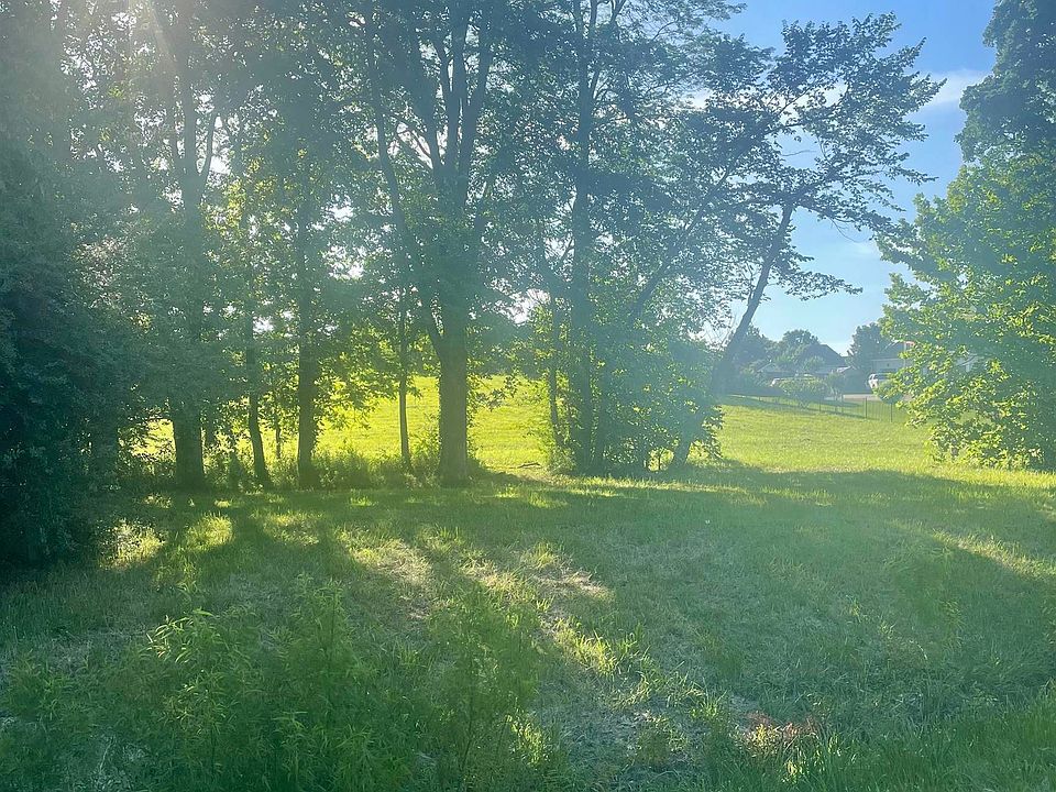 2nd image of 1295 Auburn Woods Dr #55