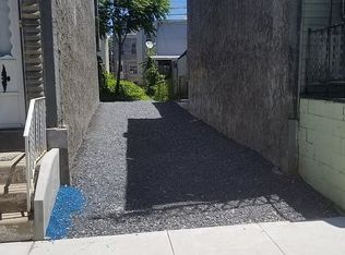 619 Clinton St, Reading, PA 19601