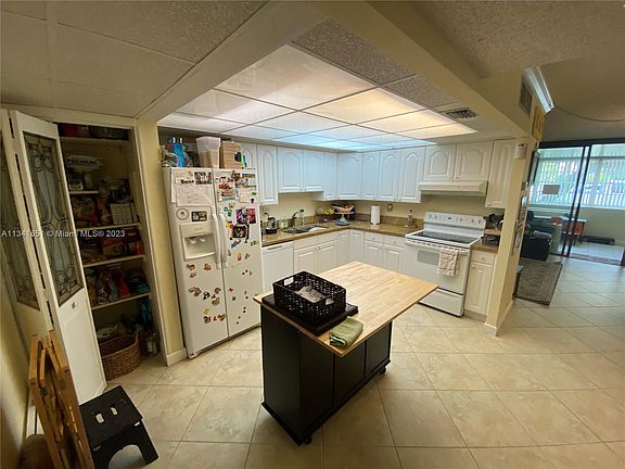 2nd image of 20341 NE 30th Ave APT 110-6