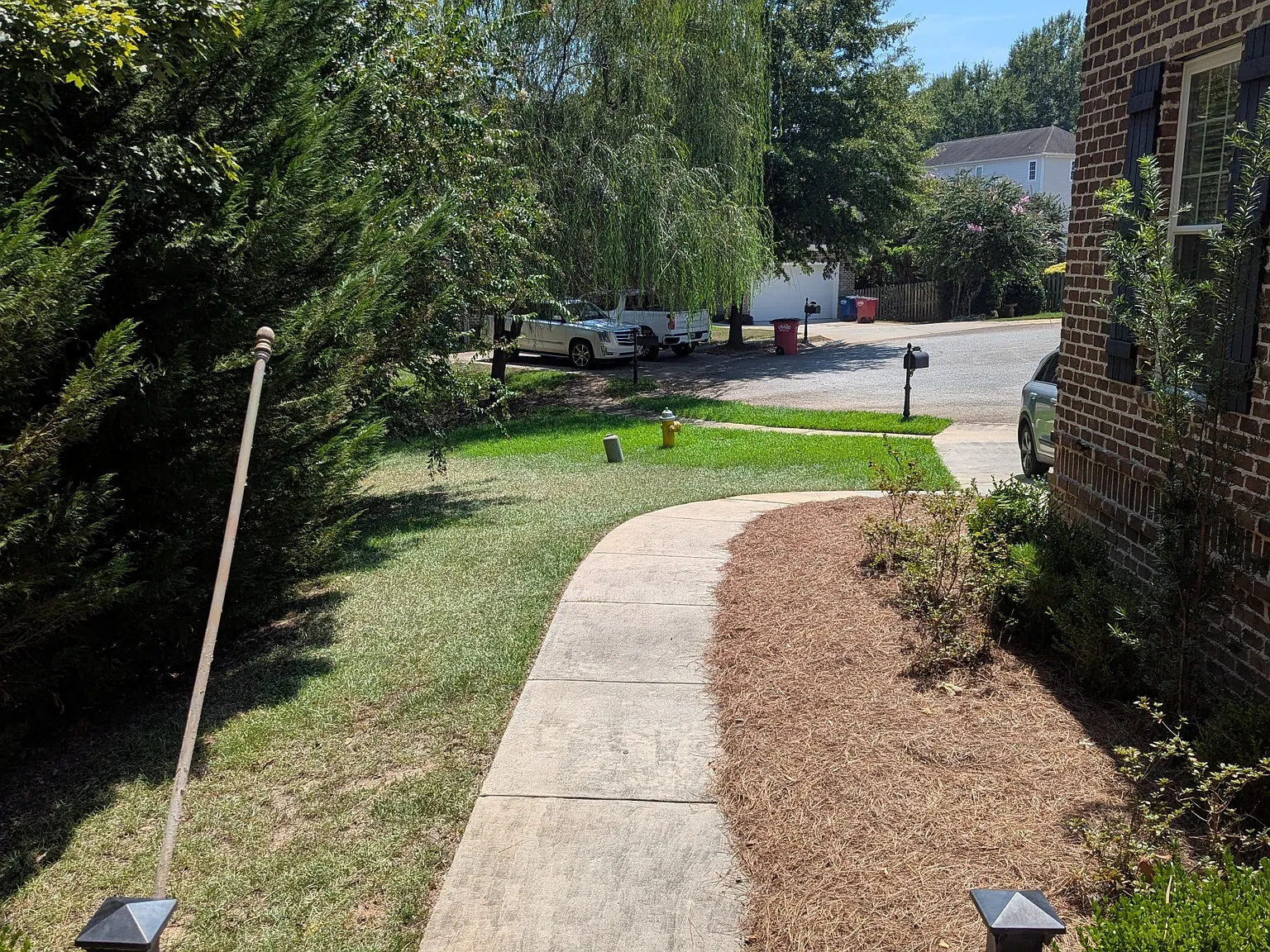 4 bed, 2.5 bath, 2435 sqft, $2,550 — Photo 3